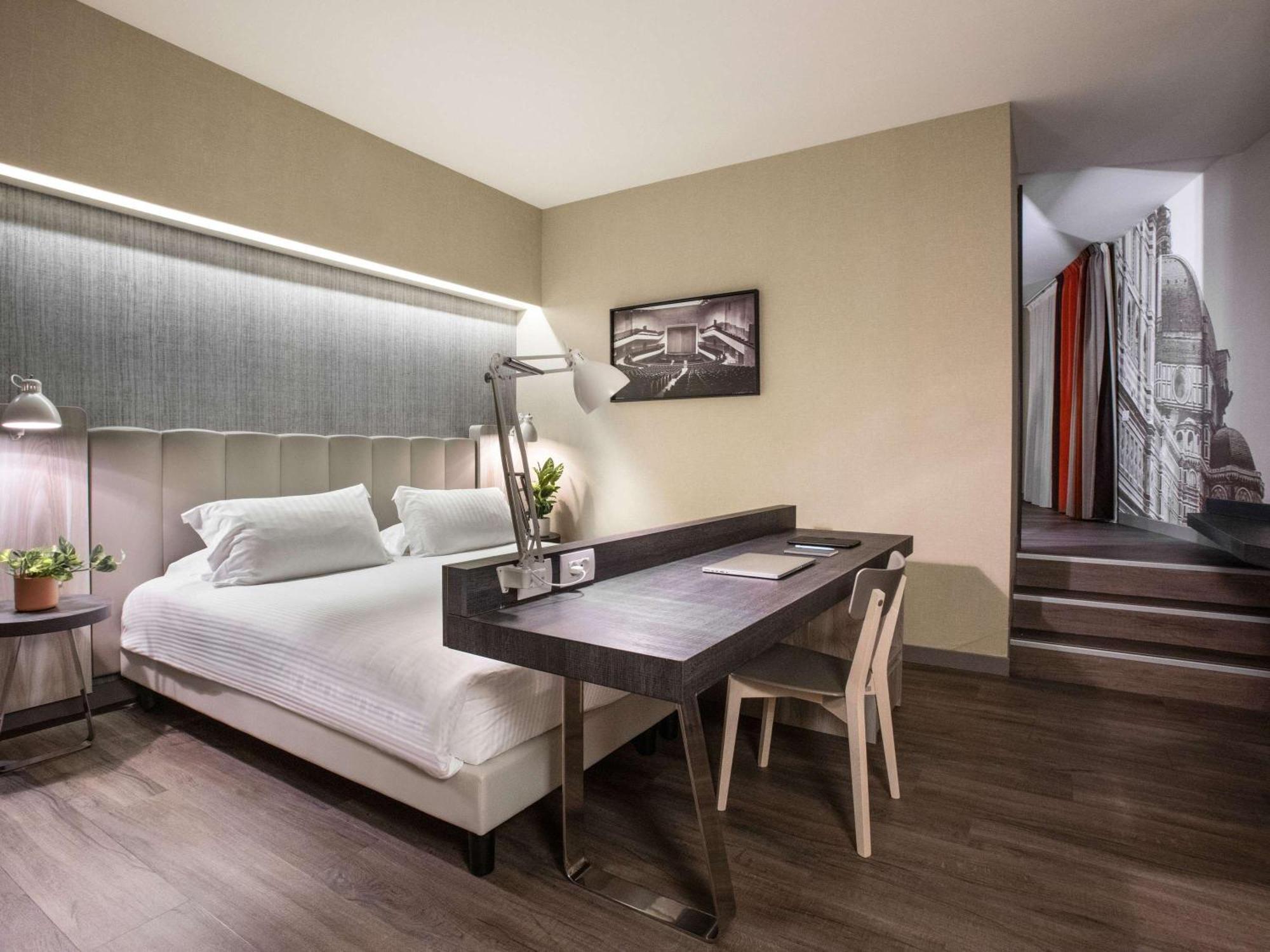 Mercure Firenze Centro Esterno foto